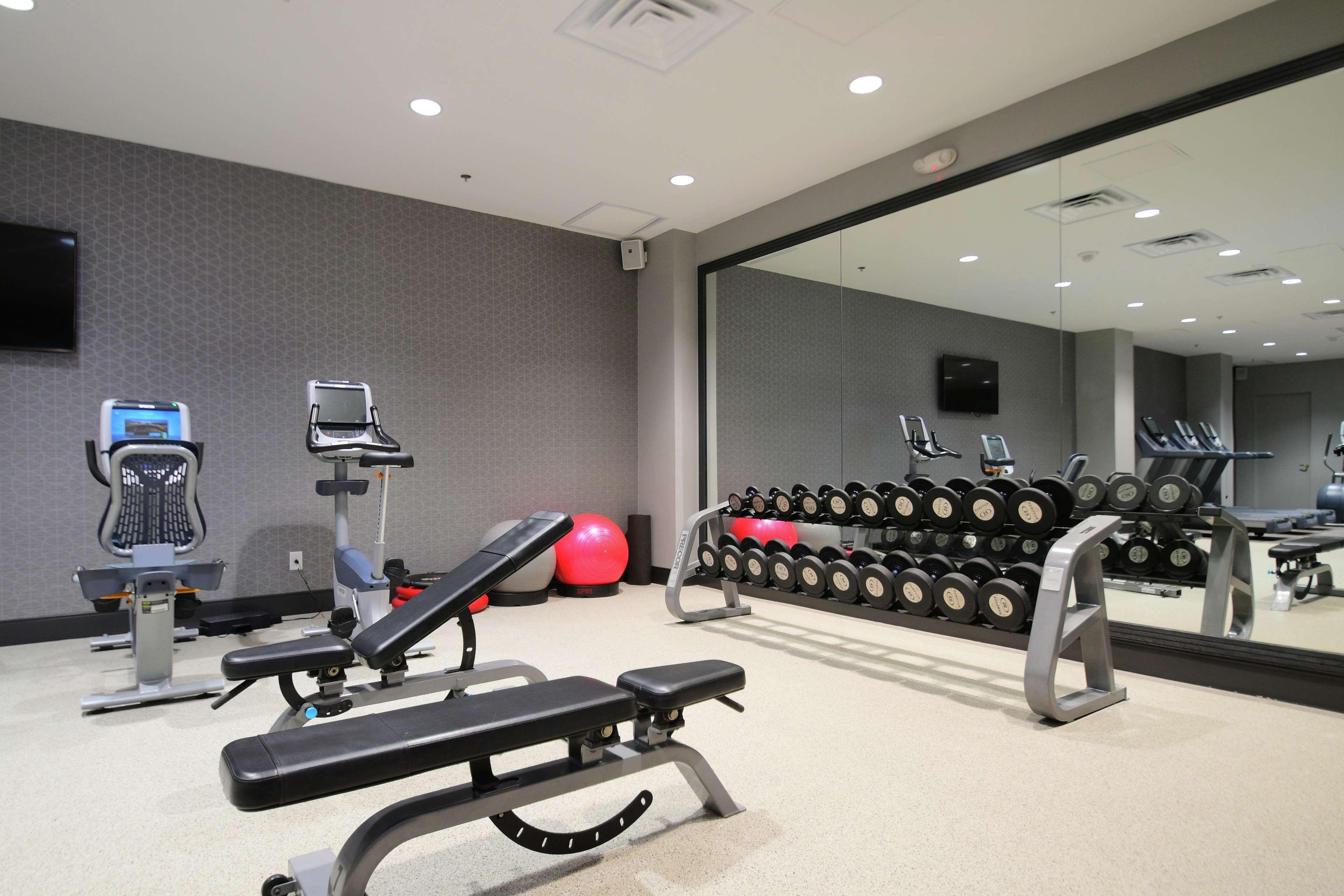 Hilton Dallas-Park Cities Экстерьер фото