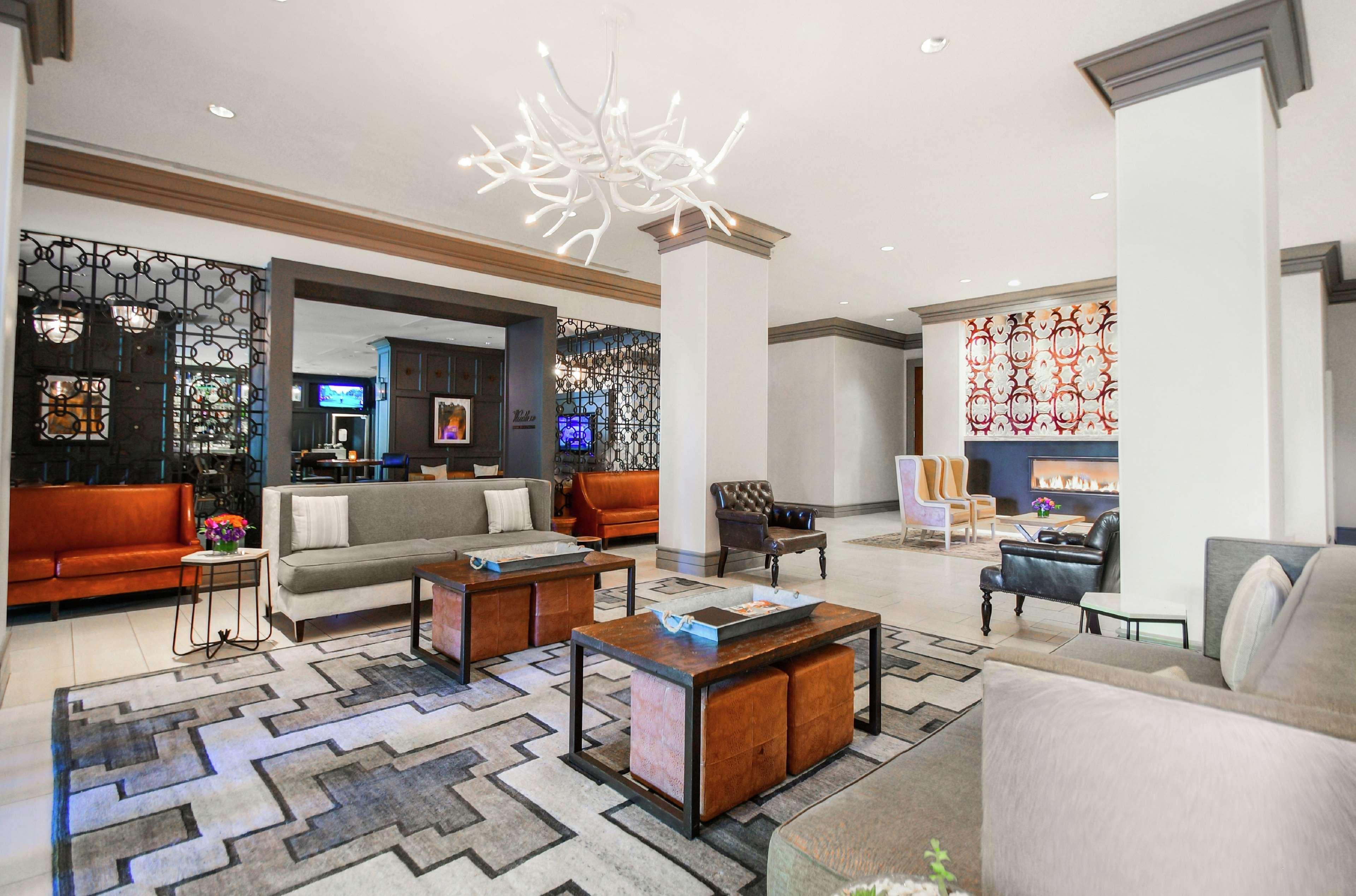 Hilton Dallas-Park Cities Экстерьер фото