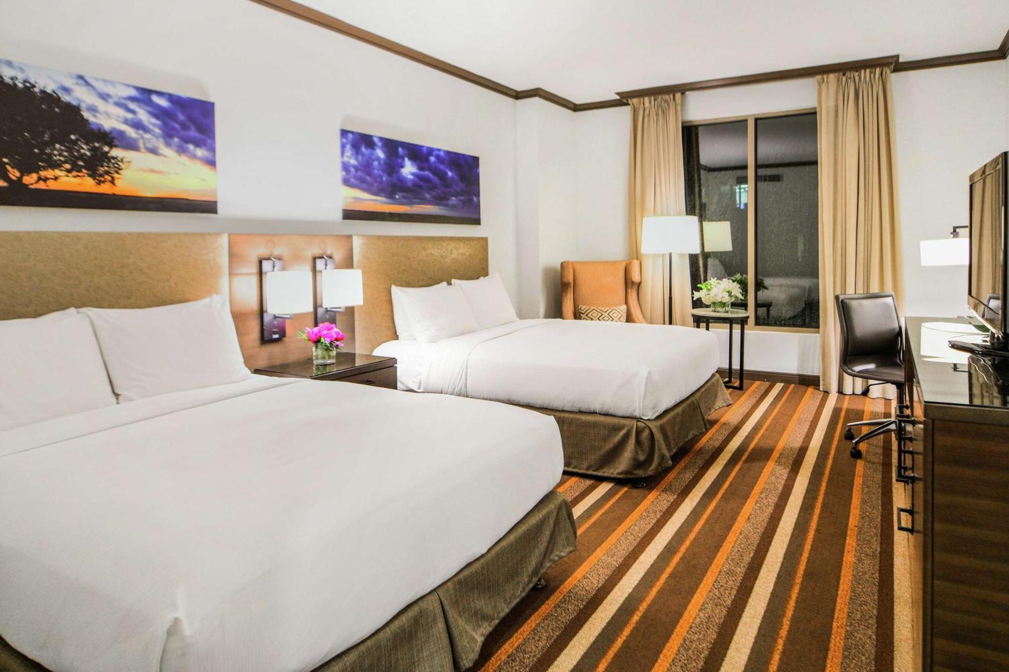 Hilton Dallas-Park Cities Экстерьер фото